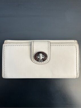 Coach Beige Turnlock Wallet